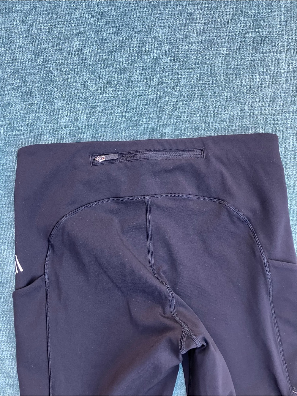 lululemon Black Performance Soul Cropped Leggings - Picture 11 of 14